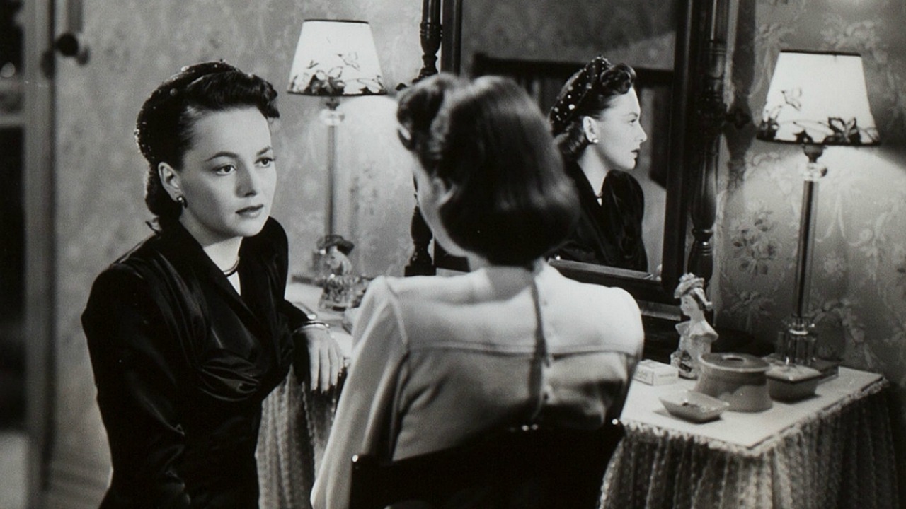 Dark Mirror (1946)