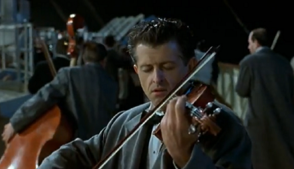 Violinist (or the whole band), Titanic