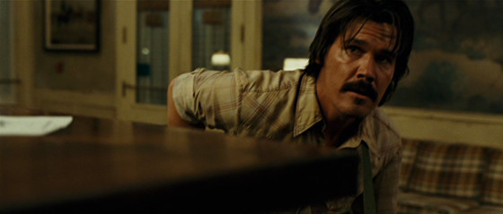 No Country for Old Men hotel shootout
