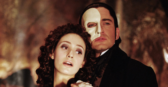 phantom-of-the-opera-2004